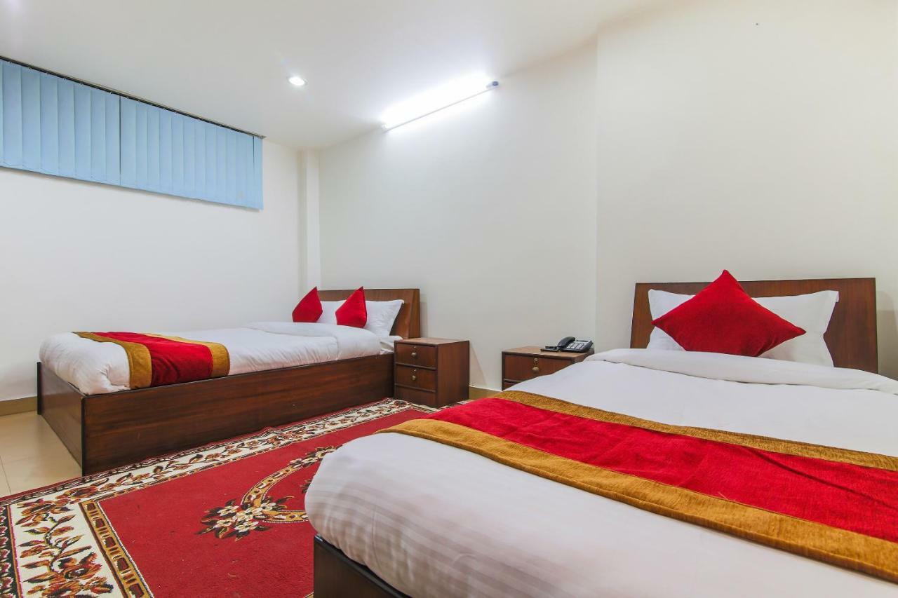 Oyo 358 Hotel Rose Star Kathmandu Buitenkant foto
